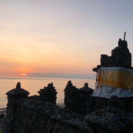 Meditasi Bungalows & Villas Амед Екстер'єр фото
