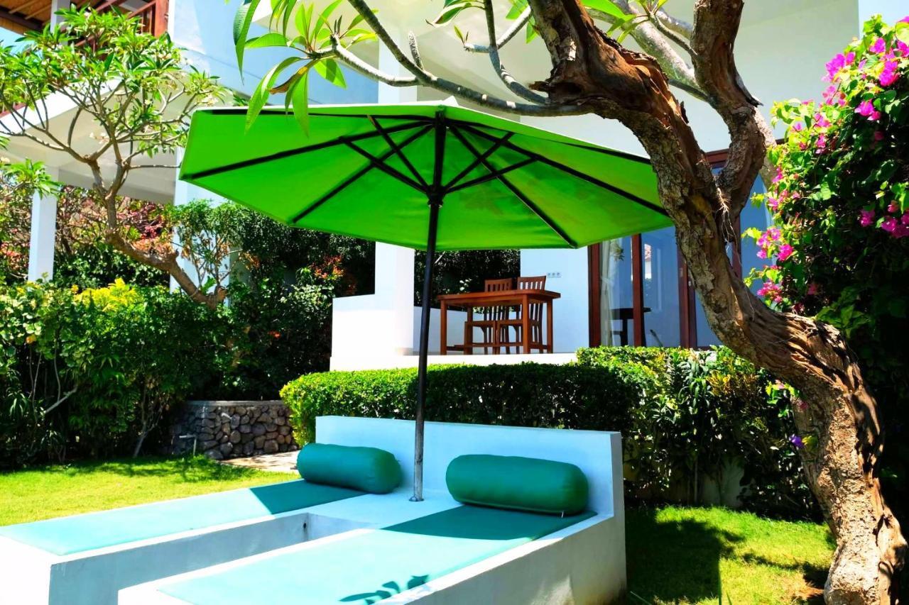 Meditasi Bungalows & Villas Амед Екстер'єр фото