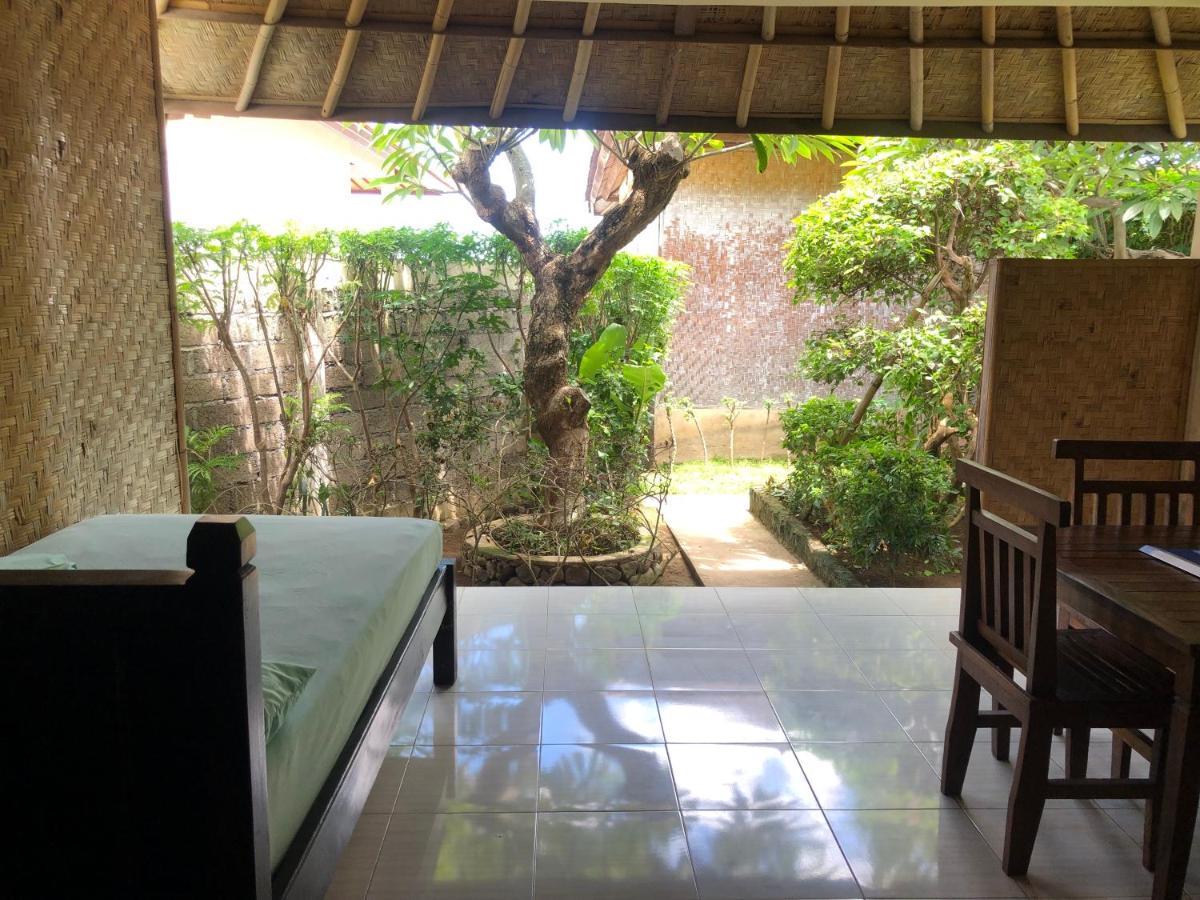 Meditasi Bungalows & Villas Амед Екстер'єр фото